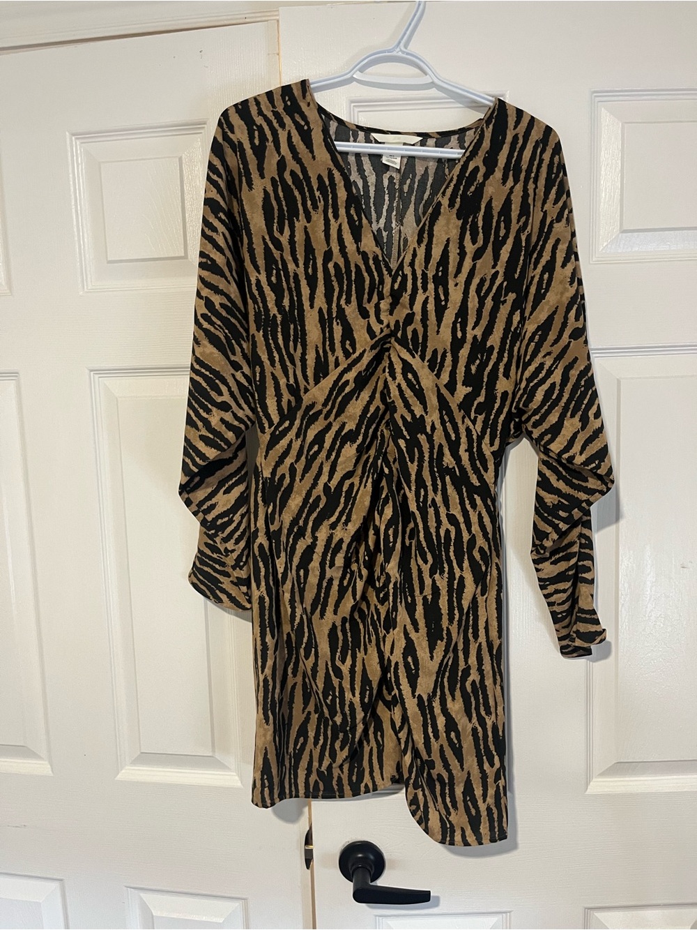 H&M Black and Tan Animal Print Long Sleeve Dress
